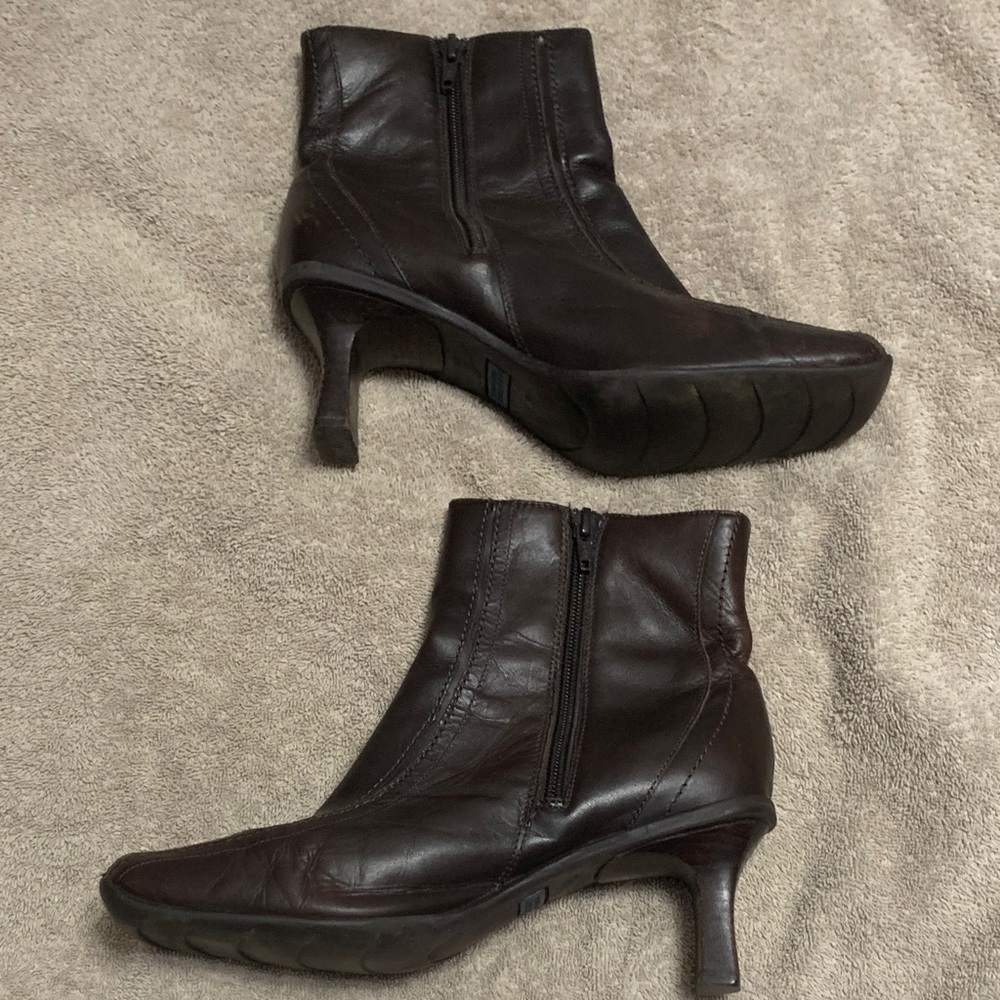 Reaction Kenneth Cole Dark Brown Heeled Boots